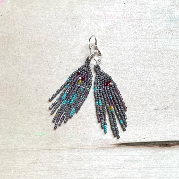 HANDMADE GLASS EARRINGS | Mini Kosmogonian Handwoven Earrings in Slate - Picture 5 of 5